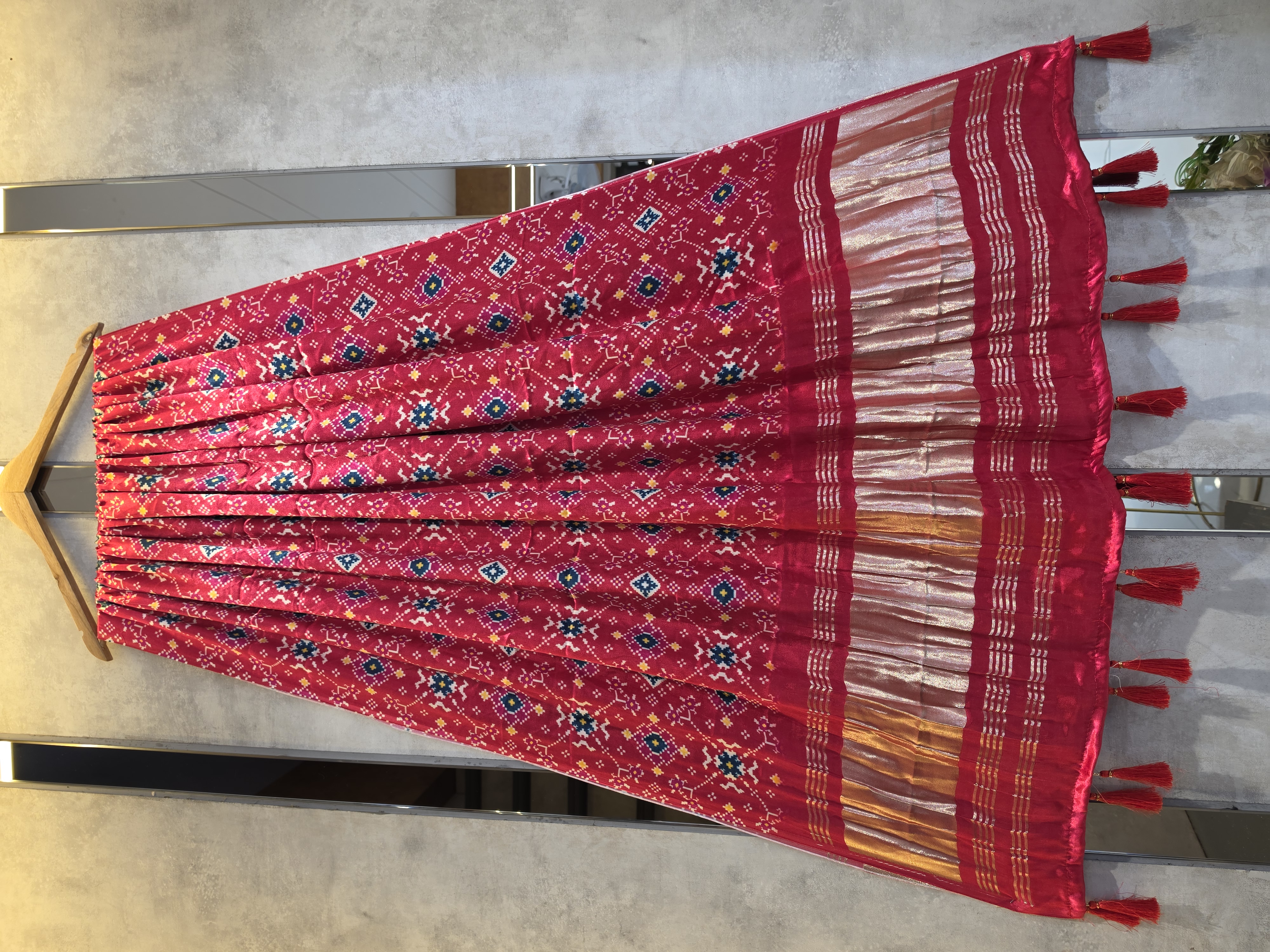 Gaji Silk Lagdi Patta GSL038