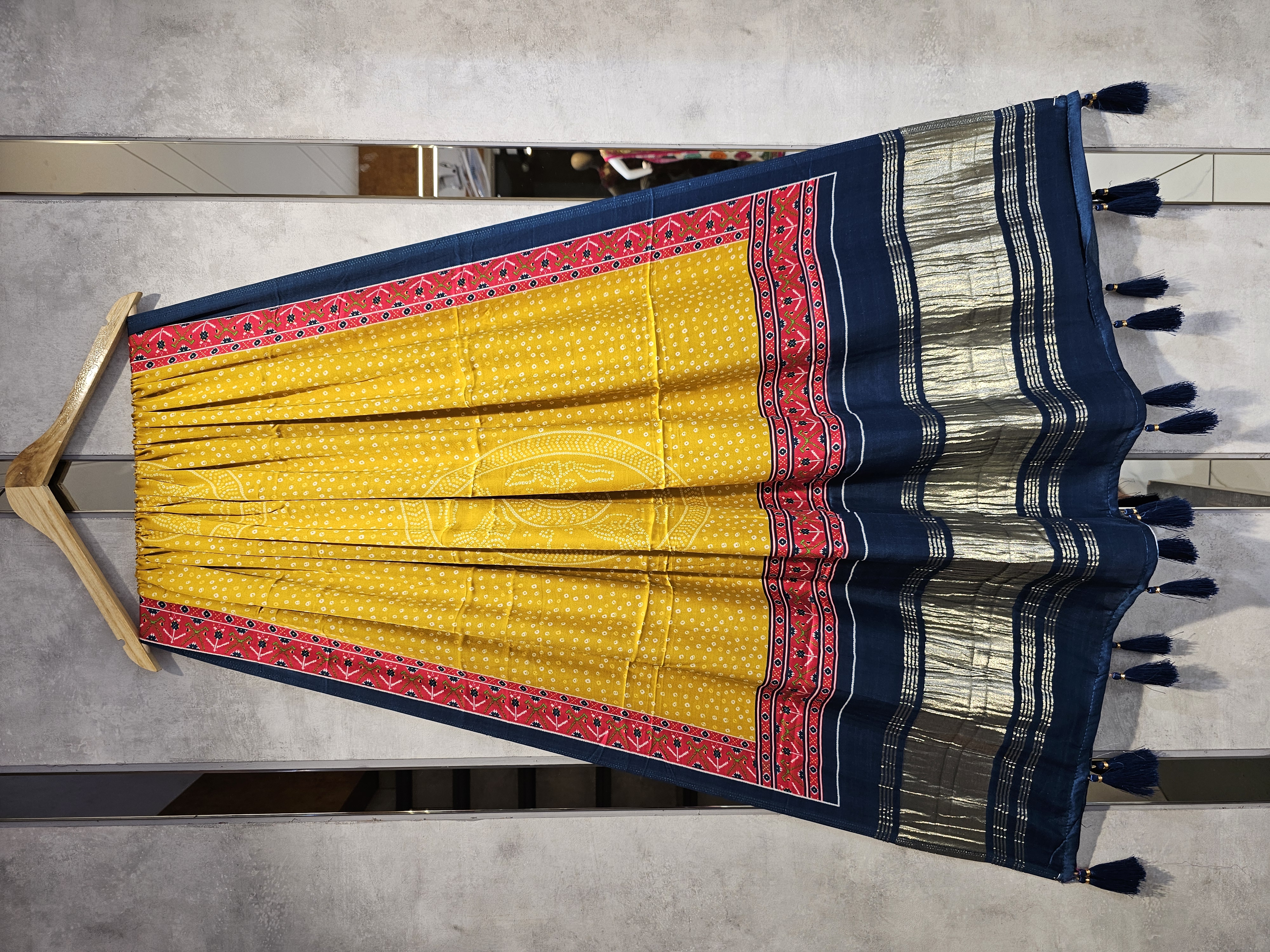 Gaji Silk Lagdi Patta GSL042