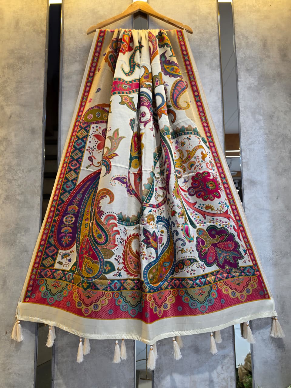 Pashmina Dupatta PD009