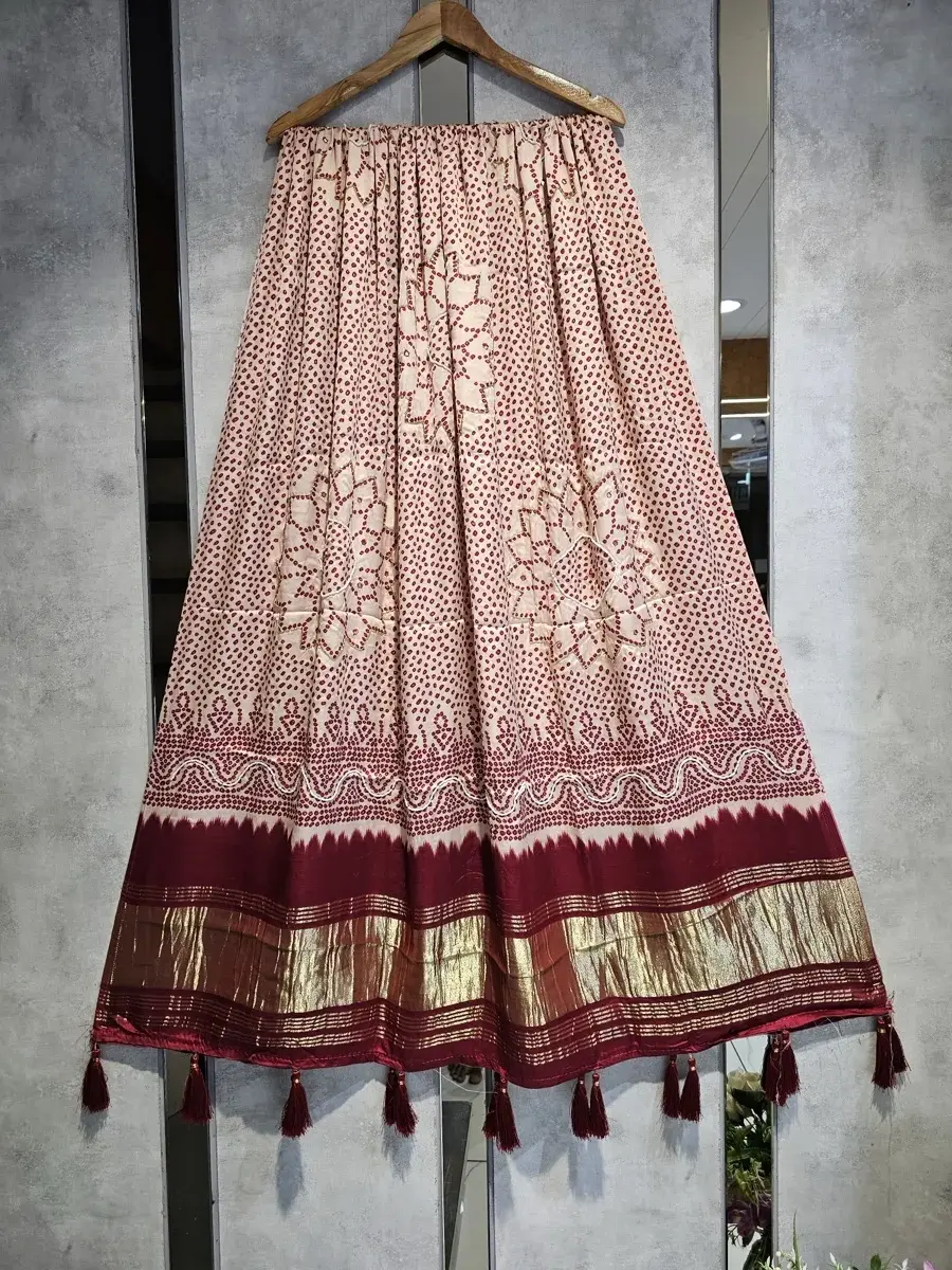 Gaji Silk Lagdi Patta GSL010